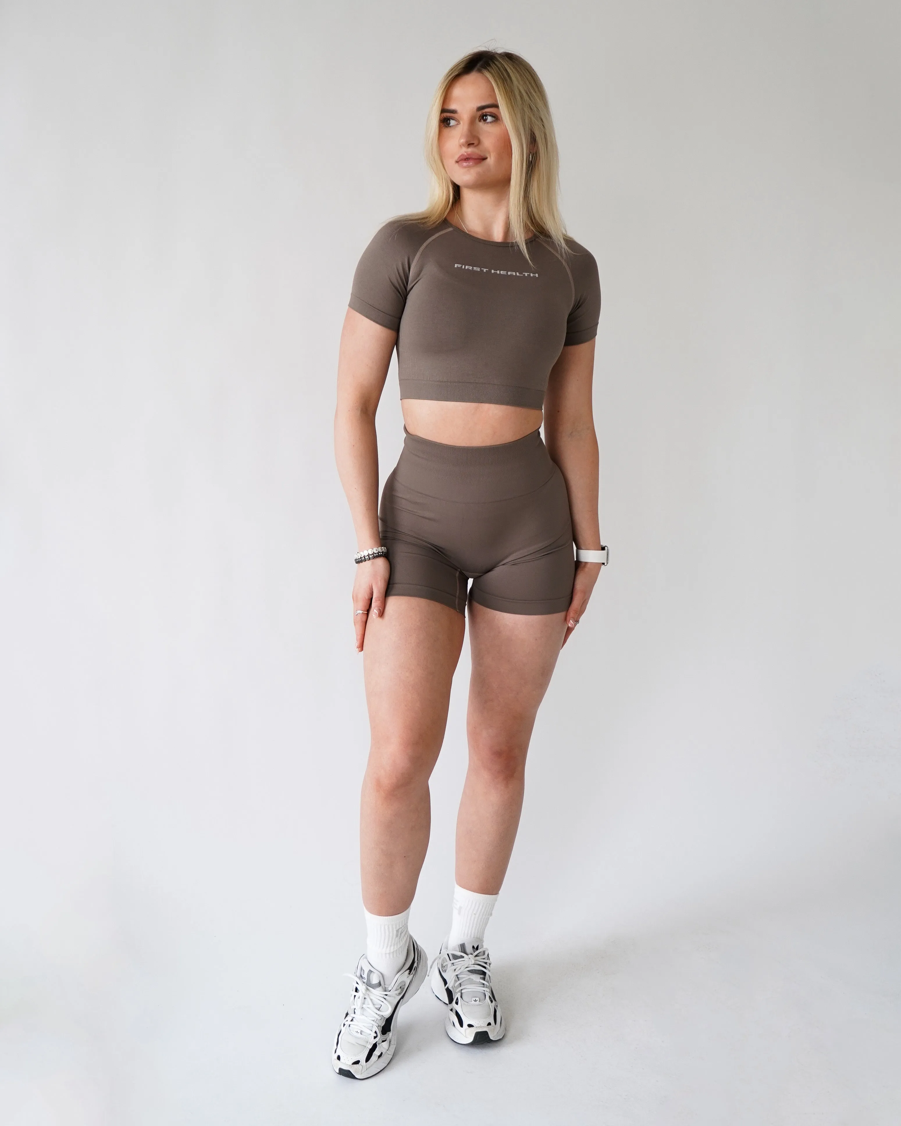 Enhance Cropped Tee - Cappuccino