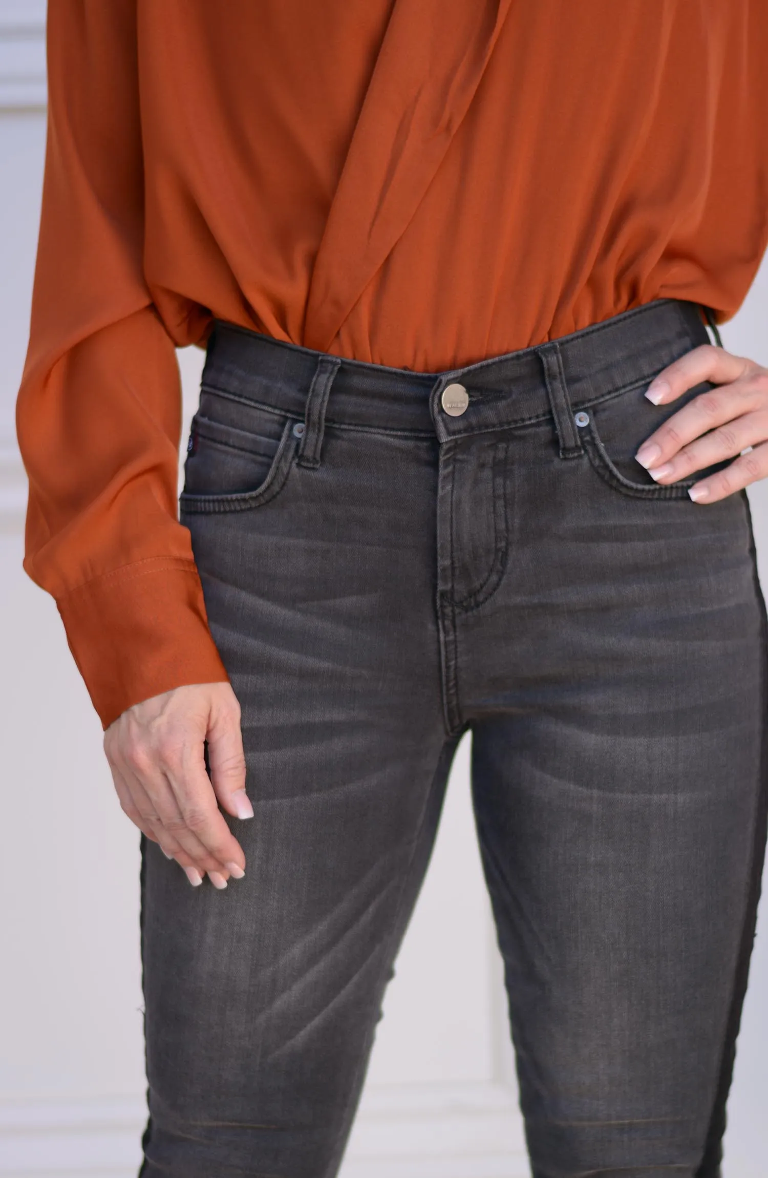 Gisele Ankle Skinny