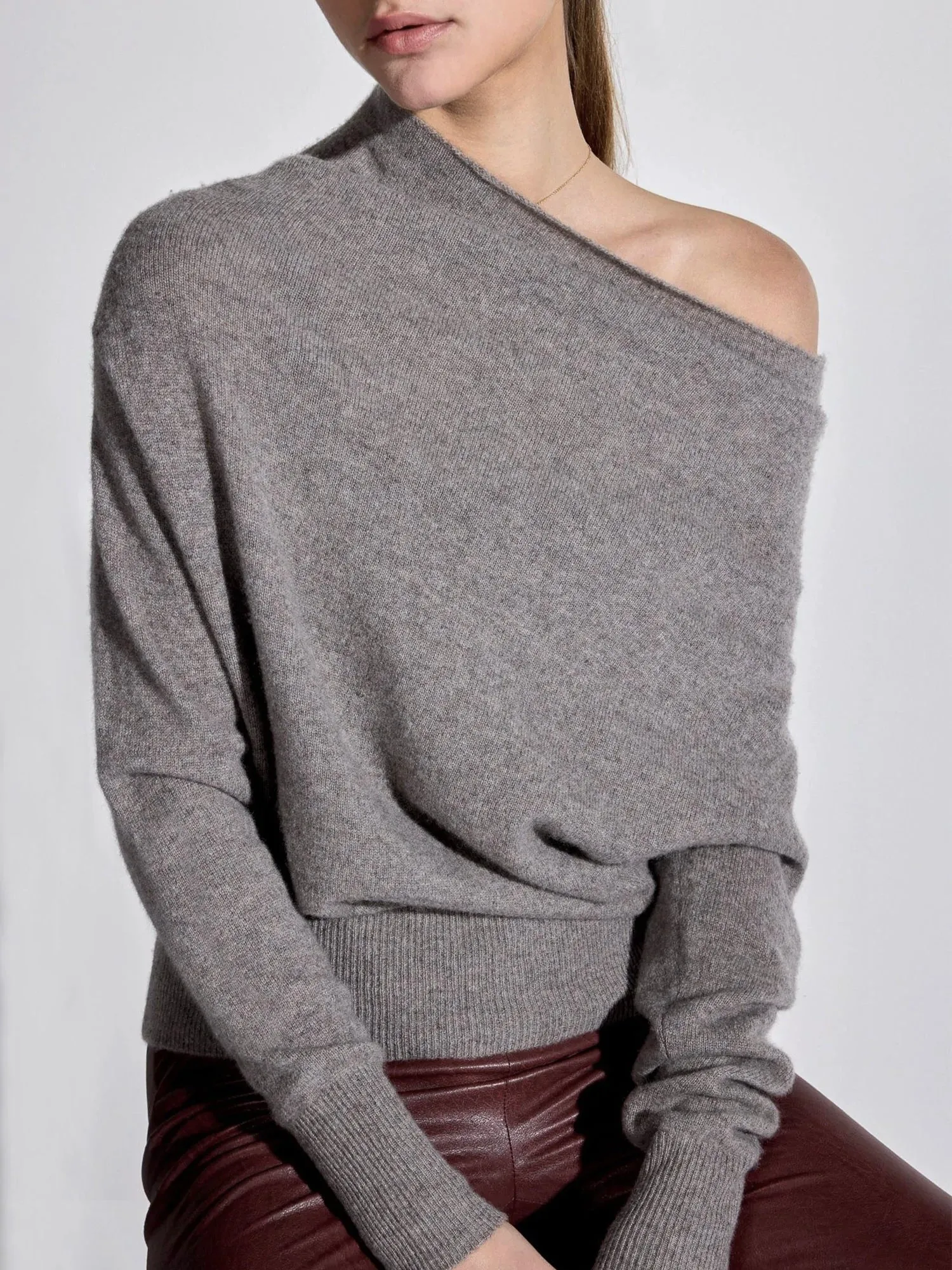 Lori Off Shoulder - Otter Melange
