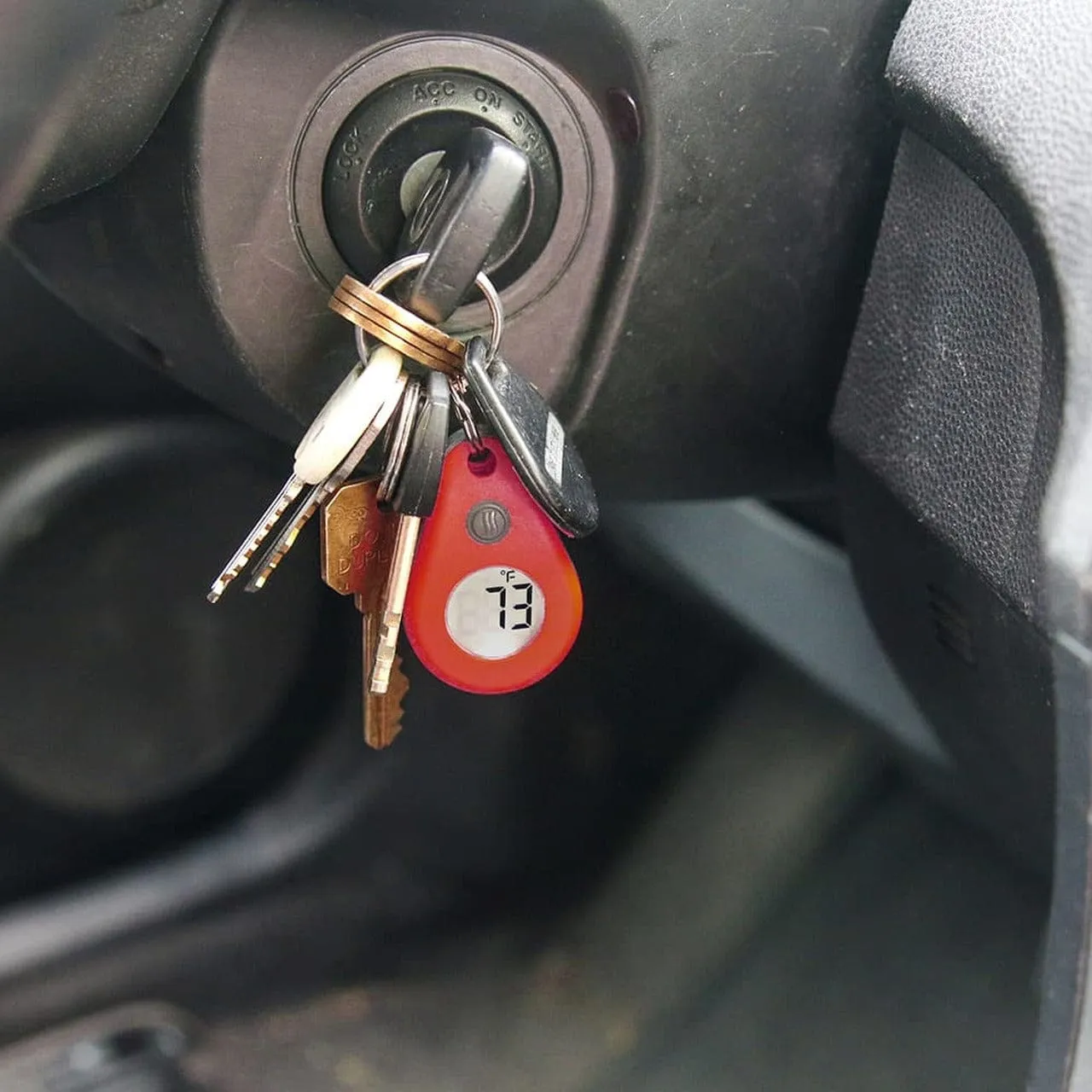 ThermoDrop Zipper-Pull Thermometer